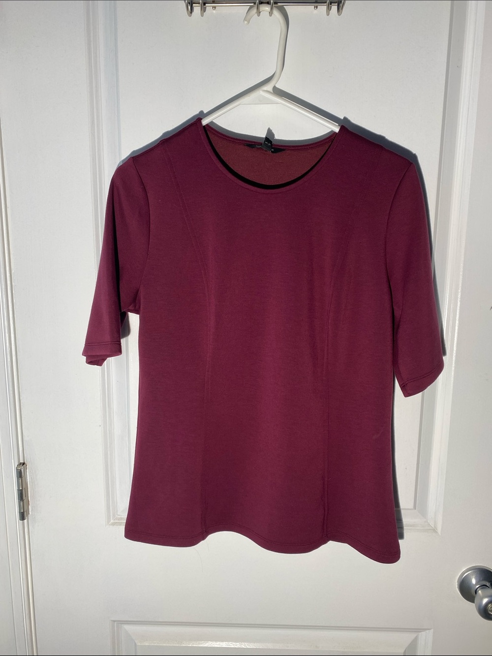 Banana Republic Short Sleeve Blouse- size M Burgundy